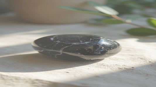 Black Onyx Stone: Spiritual Meaning, Symbolism, and Daily Use